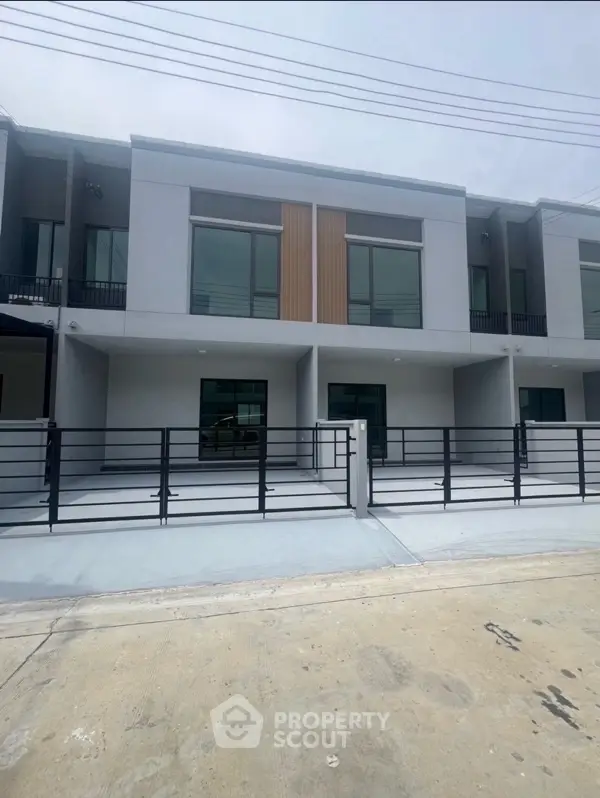 image_rental-27467600