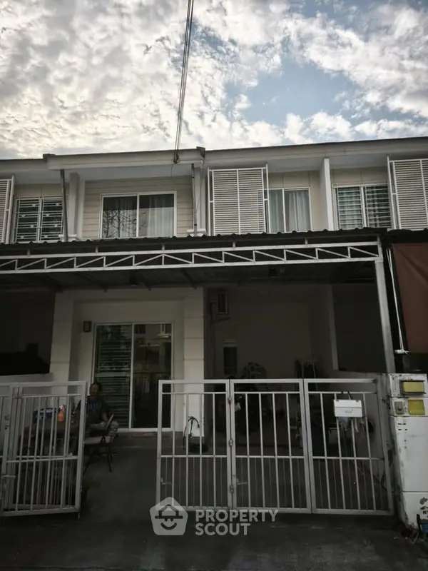 image_rental-29706642