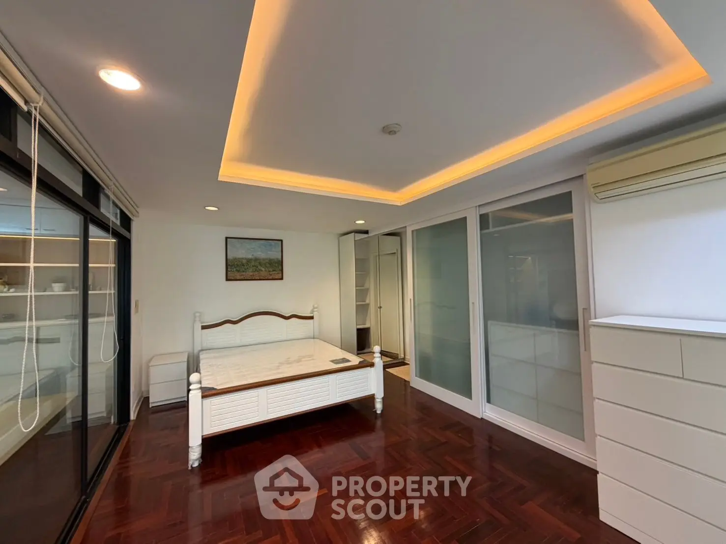 Lake Avenue Sukhumvit 16