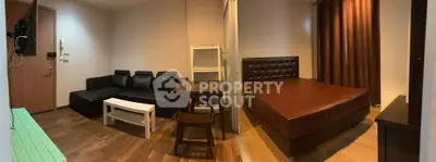 Fully Furnished 1 Bedroom Condo at Fuse Chan Sathorn-2