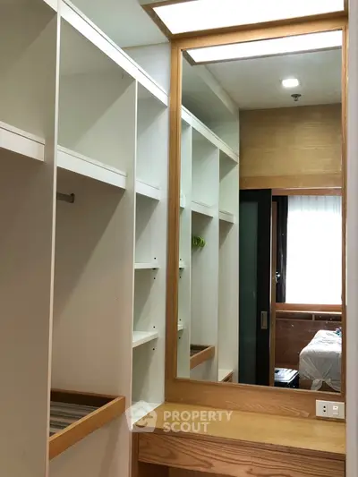  1 Bedroom Condo at Condolette Ize Ratchathewi-3
