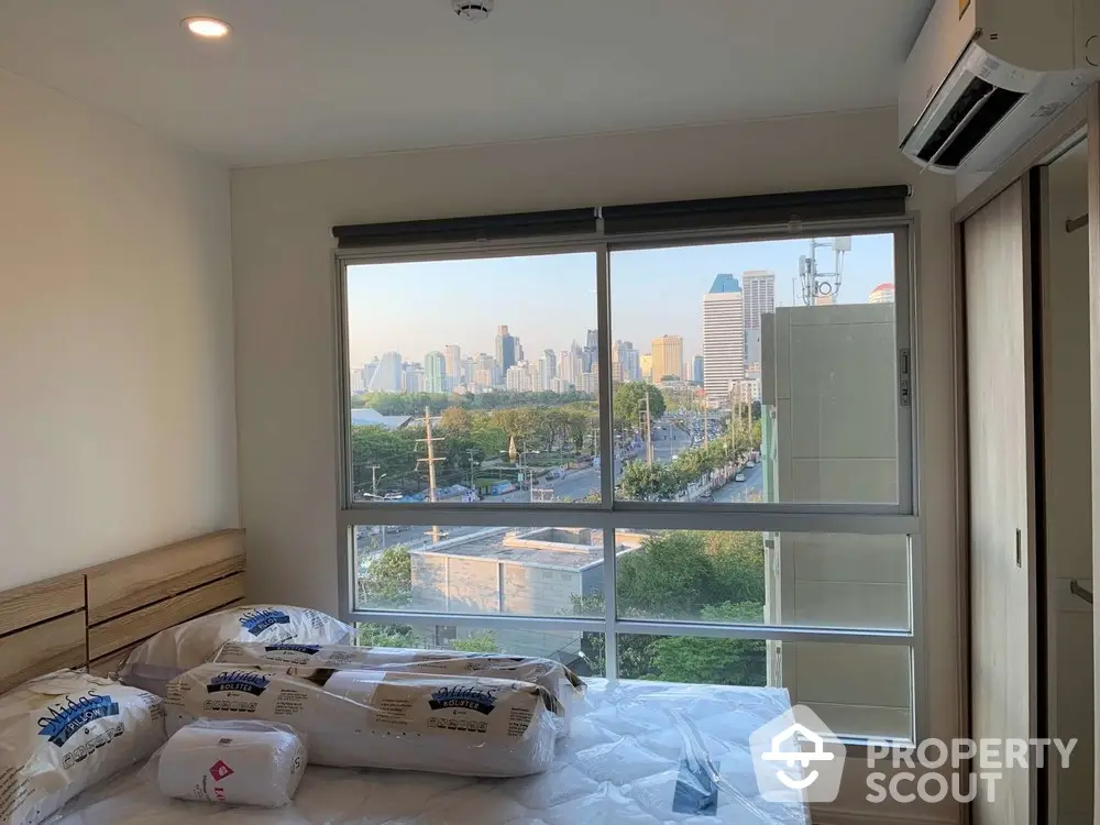  1 Bedroom Condo at Lumpini Place Rama 4 Kluaynamthai-1