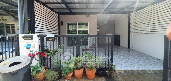 image_rental-6921625