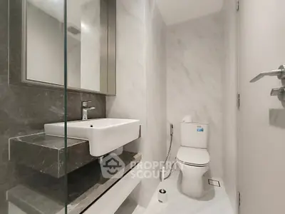Modern bathroom with sleek design and elegant fixtures