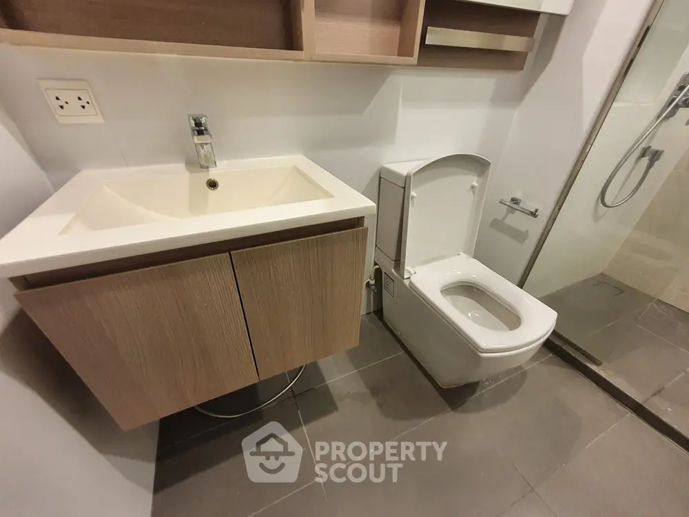  1 Bedroom Condo at The Line Wongsawang-1
