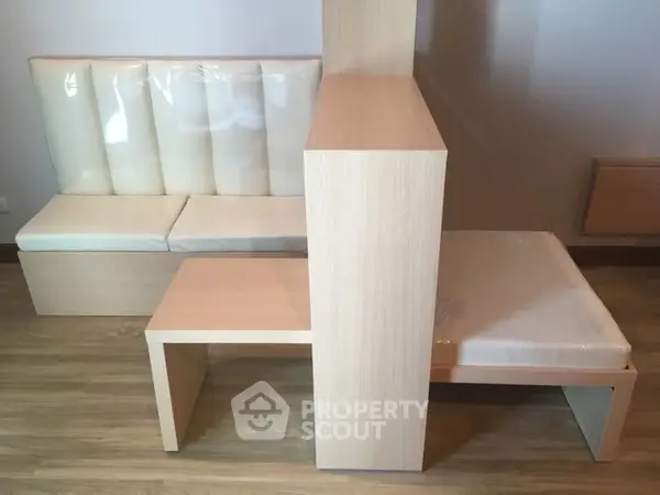 image_rental-10004803