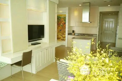  2 Bedrooms Condo at Baan Sathorn Chaopraya-2