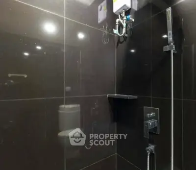 Screenshot 2568-11-11 at 23.48.59.jpg