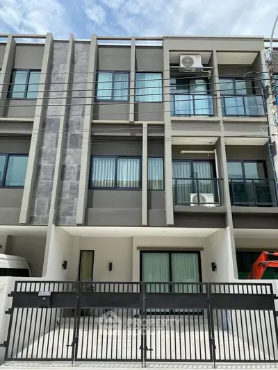 image_rental-28458812