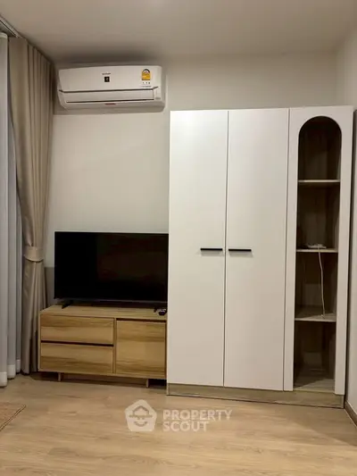 image_rental-29804950