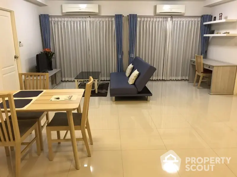  2 Bedrooms Condo at Summer Garden Chaeng Wattana-1