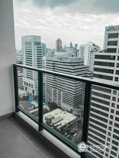  1 Bedroom Condo at The Lofts Asoke-2