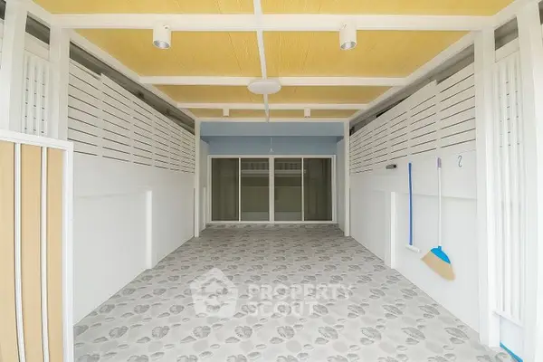 image_rental-27213877