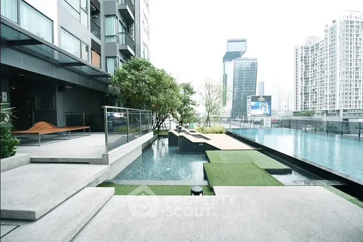 Luxurious rooftop pool with stunning cityscape views and modern design.