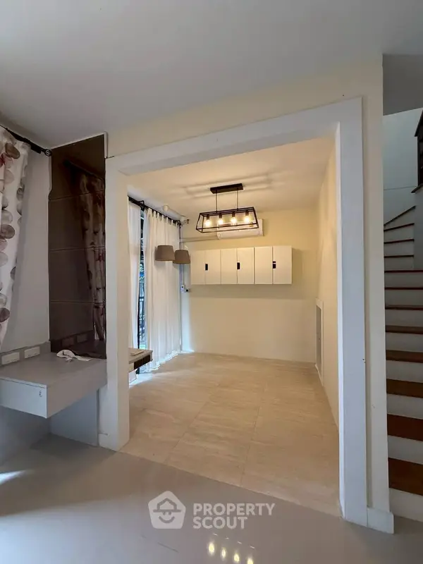 image_rental-27625696