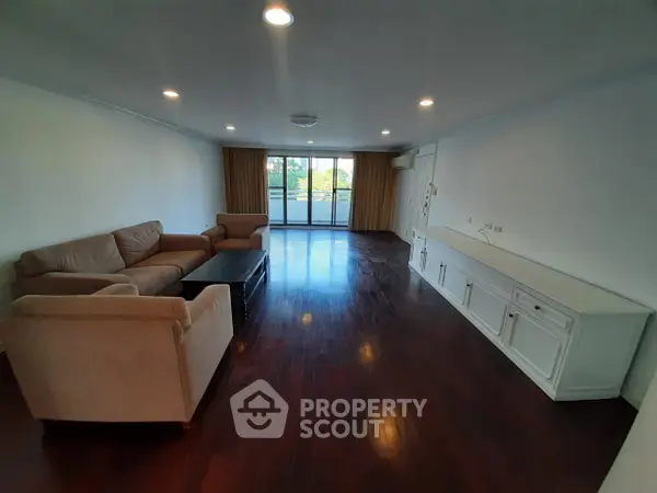 image_rental-6863467