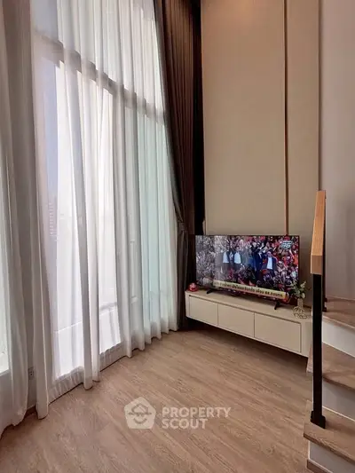 image_rental-30928875