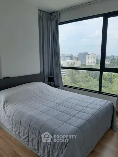  2 Bedrooms Condo -5