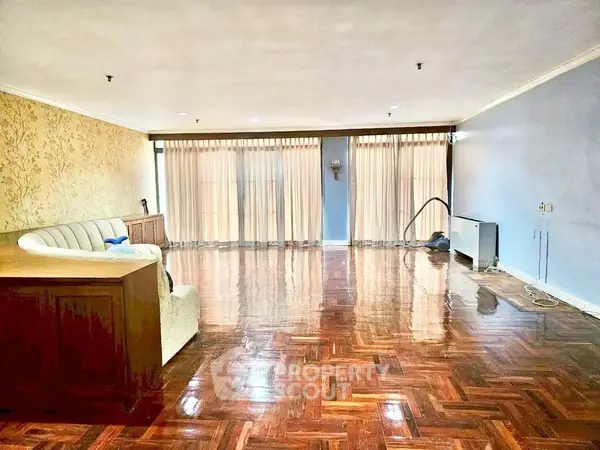 image_rental-29889360