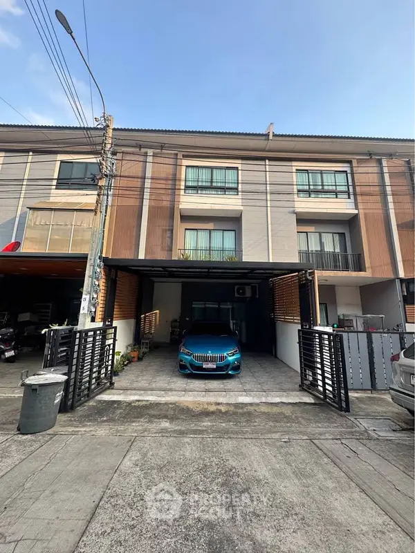 image_rental-29816656