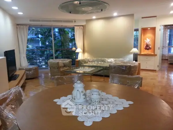 image_rental-5308757