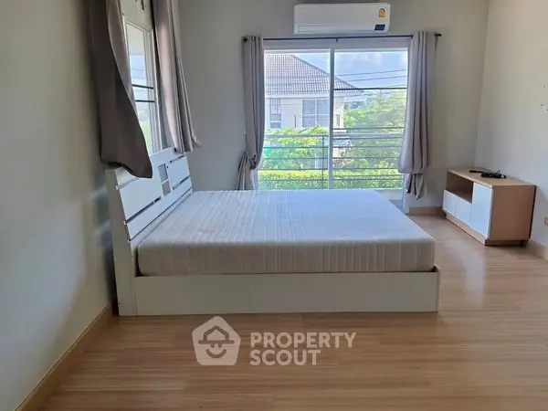 image_rental-27628790