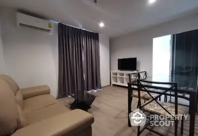  2 Bedrooms Condo at Regent Home บางซ่อน-2