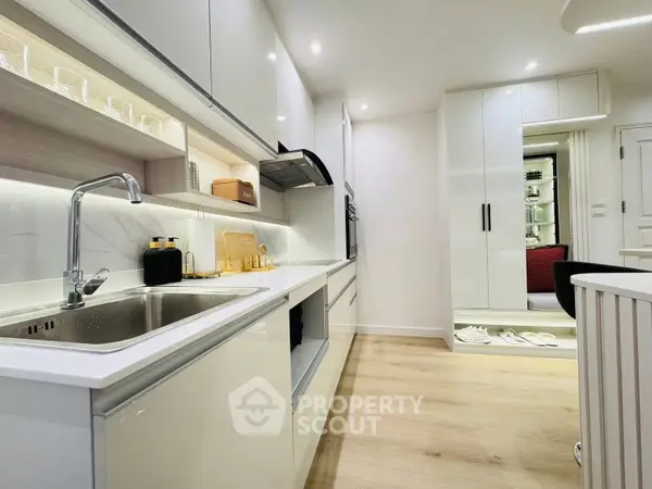 คอนโด 2-ห้องนอน ที่ ฟอร์จูน คอนโดทาวน์ ใน ช่องนนทรี