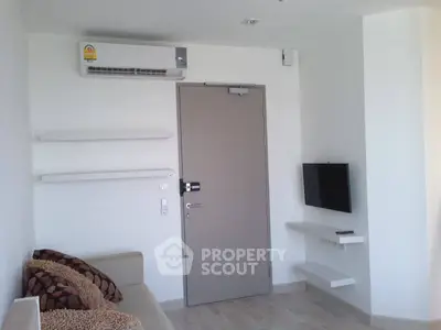 Fully Furnished 1 Bedroom Condo at Ideo Mobi Sukhumvit-2