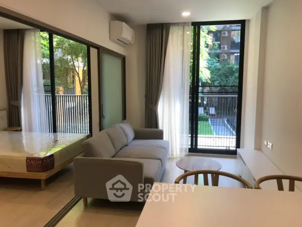 image_rental-8290814