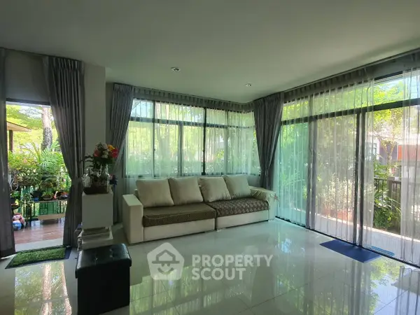 image_rental-19657031
