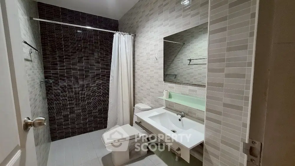 Modern bathroom with sleek design and contemporary fixtures