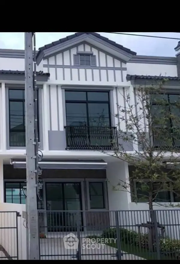 image_rental-29562262