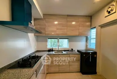 Screenshot 2026-04-12 020527.png