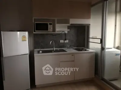  1 Bedroom Condo at The Parkland Srinakarin-2