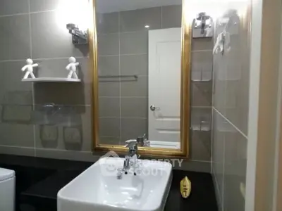 Modern bathroom with elegant fixtures and stylish decor