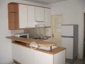  2 Bedrooms Condo -1