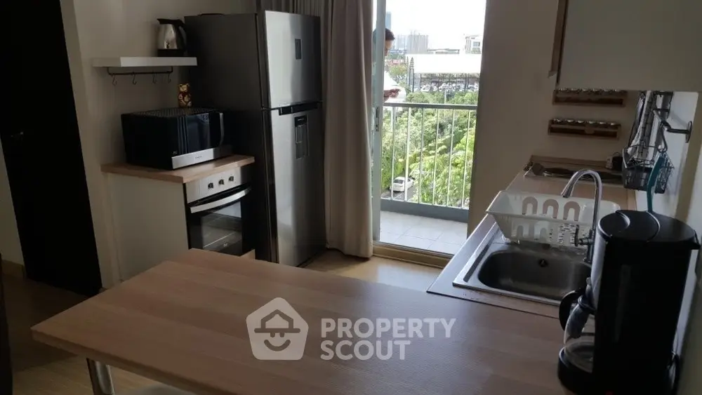  2 Bedrooms Condo at The Parkland Srinakarin-4