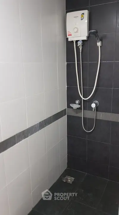  1 Bedroom Condo at A Space Asoke Ratchada-4