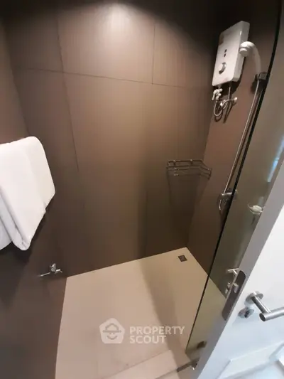  1 Bedroom Condo at Up Ekamai-3
