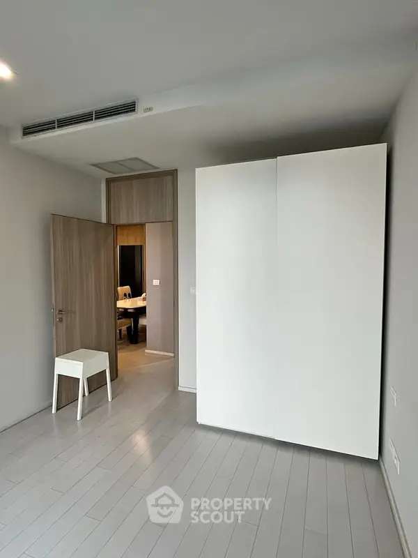 image_rental-31715462