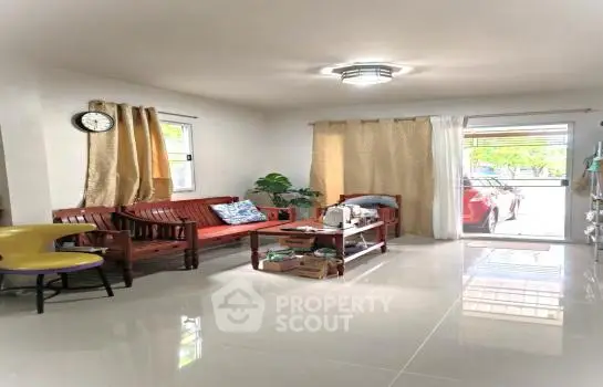 image_rental-13892704