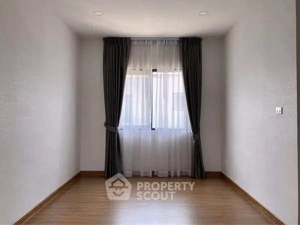 image_rental-8045291