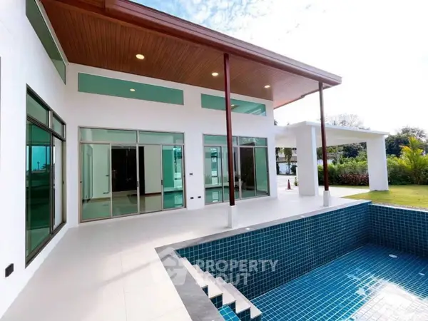 image_rental-27090270