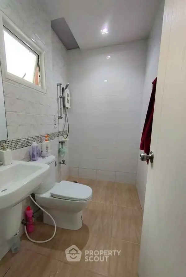 image_rental-23863945