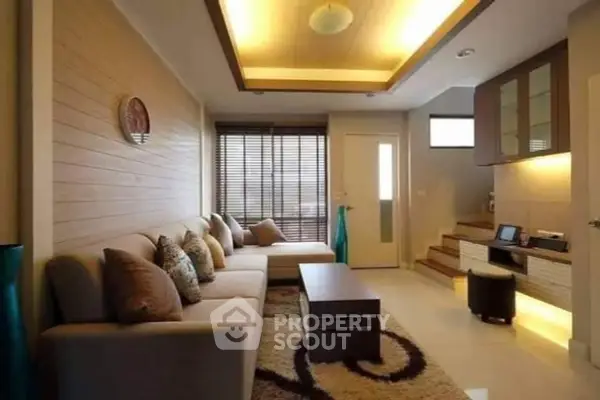 image_rental-28707097