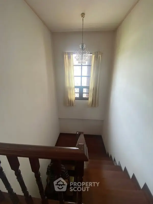 image_rental-27683277