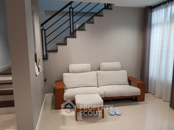 image_rental-6654554