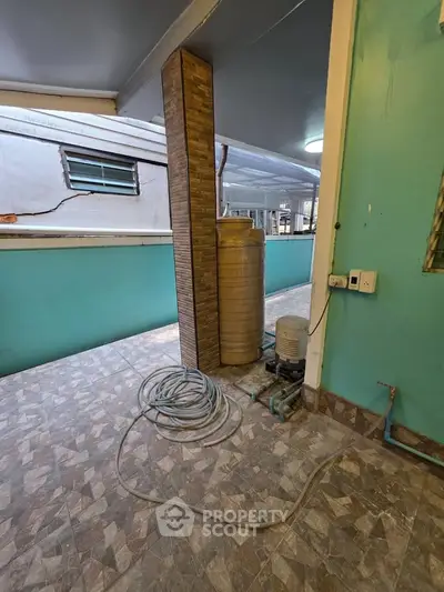 image_rental-31426199