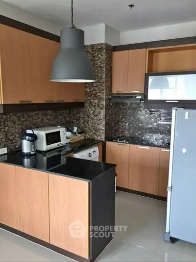  2 Bedrooms Condo at Citismart Sukhumvit 18-5